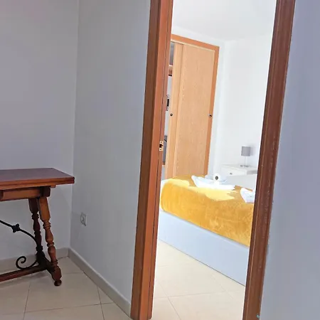 Amplio, Luminoso Y Terraza Privada Con Ac アパート アリカンテ