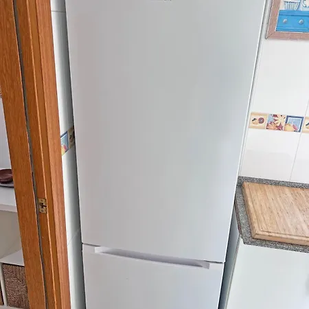 Amplio, Luminoso Y Terraza Privada Con Ac アパート アリカンテ