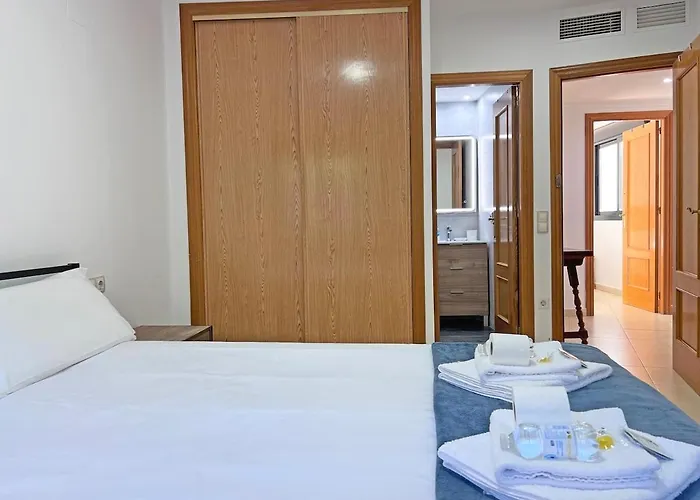 Amplio, Luminoso Y Terraza Privada Con Ac 阿利坎特
