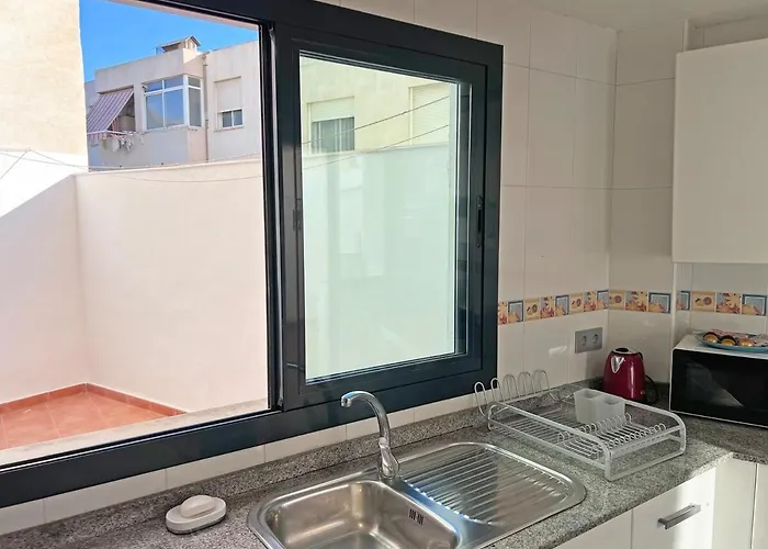 Amplio, Luminoso Y Terraza Privada Con Ac 公寓 阿利坎特