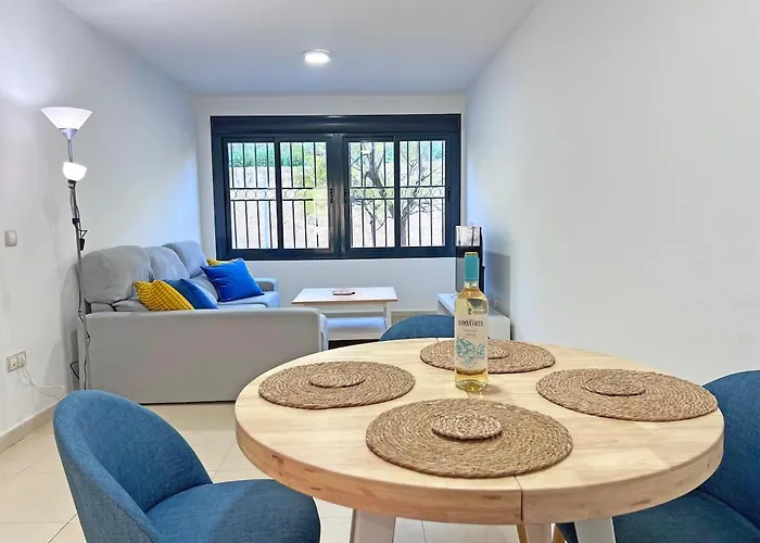 Amplio, Luminoso Y Terraza Privada Con Ac