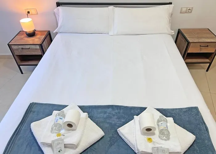 Amplio, Luminoso Y Terraza Privada Con Ac *
