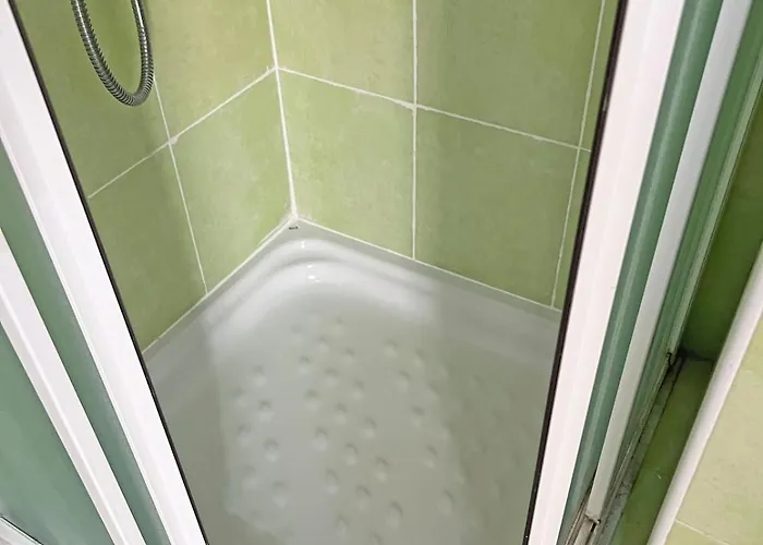 Amplio, Luminoso Y Terraza Privada Con Ac *
