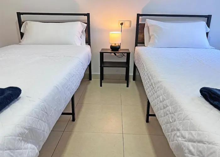 Amplio, Luminoso Y Terraza Privada Con Ac 阿利坎特